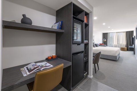Deco Hotel Canberra - Geraldton Accommodation 7