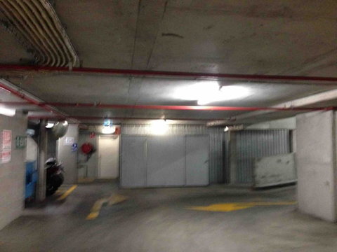 Spacious 1BR Stylish New Acton Apartment +Parking - Geraldton Accommodation 7