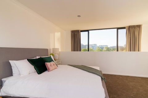 ALLARA CANBERRA - Geraldton Accommodation 9
