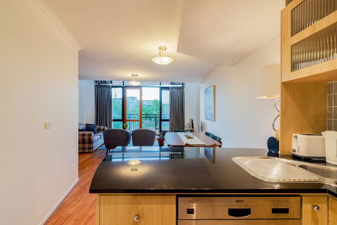 ALLARA CANBERRA - Geraldton Accommodation 2