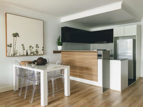 Staying Places - The Avenue - Geraldton Accommodation 6