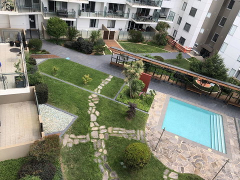 Staying Places - The Avenue - Geraldton Accommodation 2