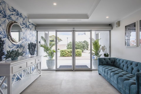 Marina Hotel - Geraldton Accommodation 18