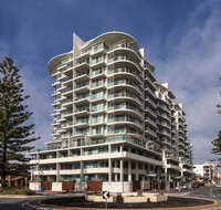 Oaks Liberty Towers - Geraldton Accommodation