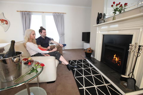 Wine And Roses Bed And Breakfast - Geraldton Accommodation 8