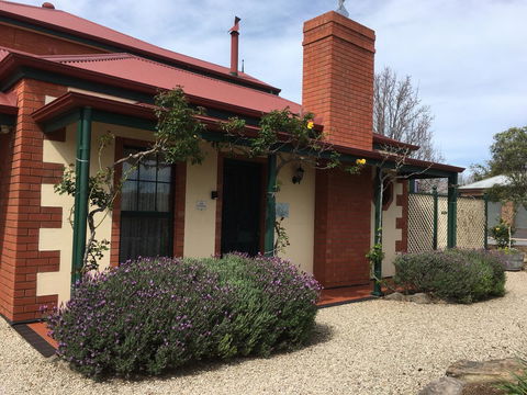 Wine And Roses Bed And Breakfast - Geraldton Accommodation 14