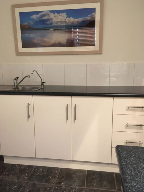 Wine And Roses Bed And Breakfast - Geraldton Accommodation 40