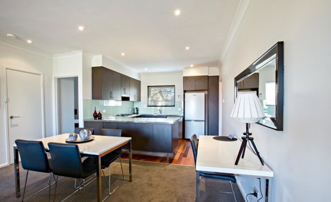 Adelaide DressCircle Apartments - Archer Street - Geraldton Accommodation 9