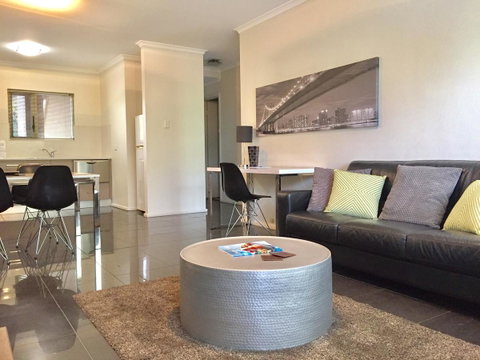 Adelaide DressCircle Apartments - Archer Street - Geraldton Accommodation 7