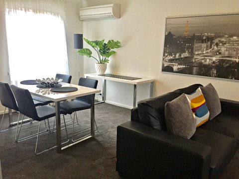 Adelaide DressCircle Apartments - Archer Street - Geraldton Accommodation 17