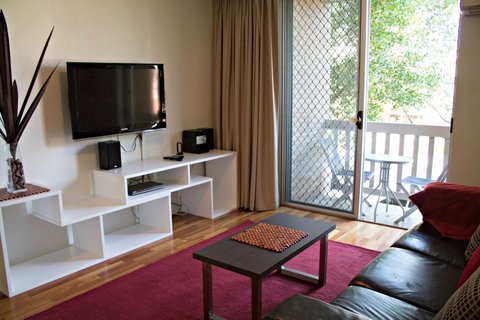 Adelaide DressCircle Apartments - Archer Street - Geraldton Accommodation 14