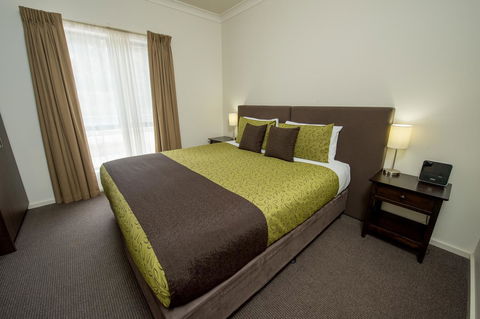 Clare Country Club - Geraldton Accommodation 15