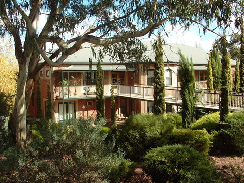 Clare Country Club - Geraldton Accommodation 2