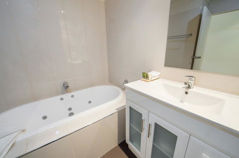 Clare Country Club - Geraldton Accommodation 23