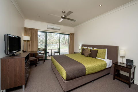 Clare Country Club - Geraldton Accommodation 25