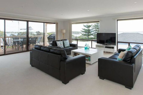 Bimbadeen - Geraldton Accommodation 2