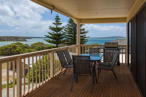 Bimbadeen - Geraldton Accommodation 1