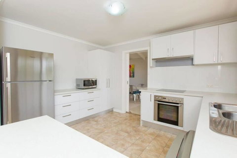 Bimbadeen - Geraldton Accommodation 3