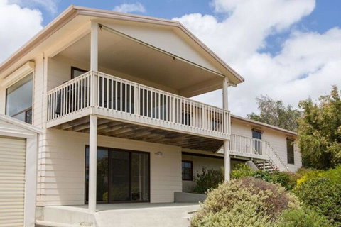 Bimbadeen - Geraldton Accommodation 0