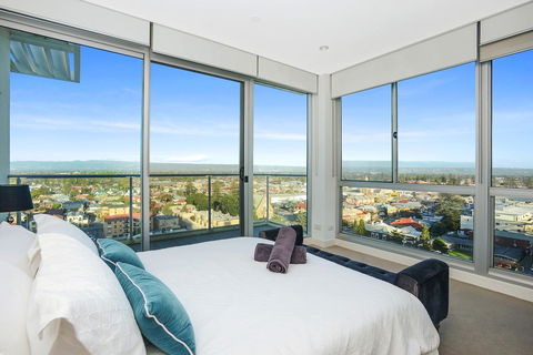 Glenelg Skyline Penthouse - Geraldton Accommodation 43
