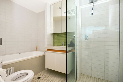 Glenelg Skyline Penthouse - Geraldton Accommodation 42