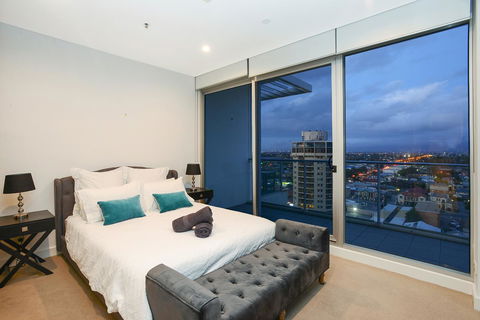 Glenelg Skyline Penthouse - Geraldton Accommodation 33