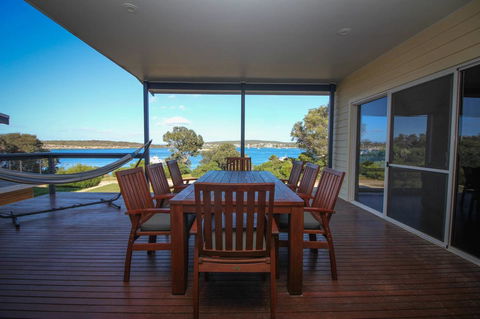 Waterfront On Osprey - Geraldton Accommodation 12