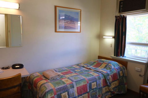 Berri Hotel - Geraldton Accommodation 25