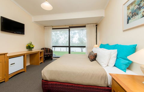 Berri Hotel - Geraldton Accommodation 38