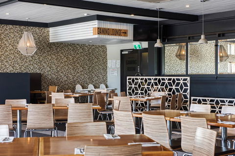 Berri Hotel - Geraldton Accommodation 2