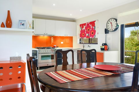Red Door - Geraldton Accommodation 2