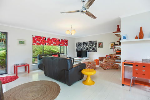 Red Door - Geraldton Accommodation 1
