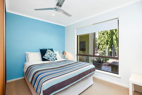 Red Door - Geraldton Accommodation 8