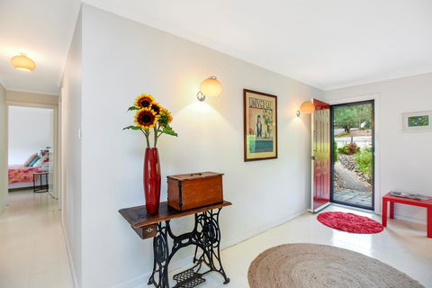 Red Door - Geraldton Accommodation 4