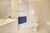 Navigators Motel  Diner