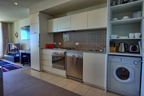 Pier 216 - Geraldton Accommodation 7