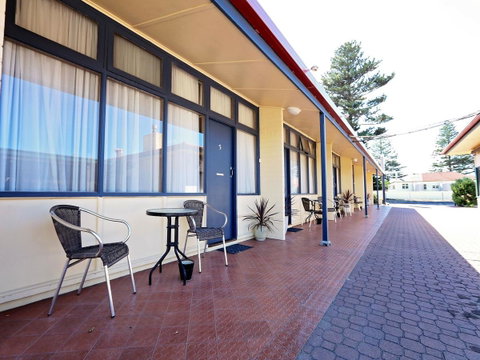 Robe Central Motel - Geraldton Accommodation 24