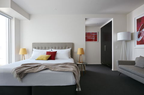 Art Series - The Watson - Geraldton Accommodation 14
