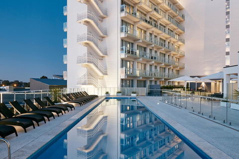 Art Series - The Watson - Geraldton Accommodation 2