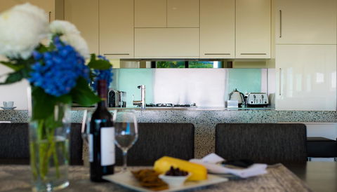 The Roozen Residence - Geraldton Accommodation 7