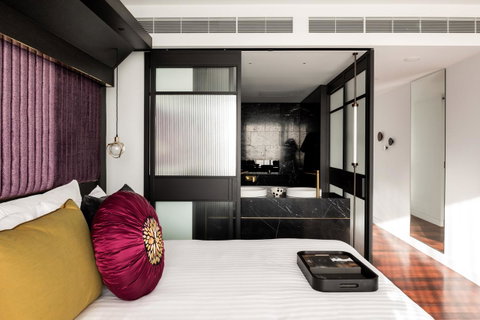 QT Perth - Geraldton Accommodation 32