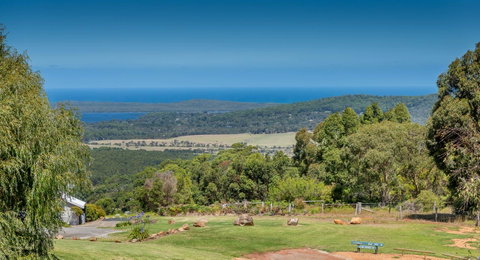 Chimes Spa Retreat - Geraldton Accommodation 19