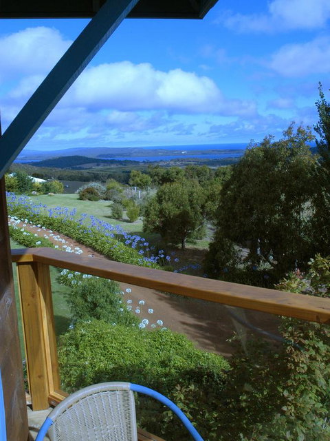 Chimes Spa Retreat - Geraldton Accommodation 36