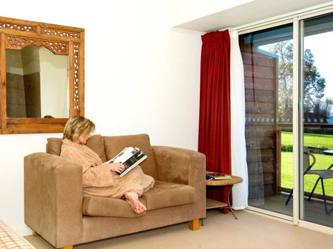 Chimes Spa Retreat - Geraldton Accommodation 37