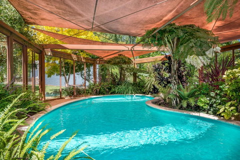 Chimes Spa Retreat - Geraldton Accommodation 0
