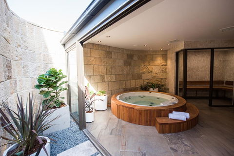 Anchorage Port Stephens - Geraldton Accommodation 13