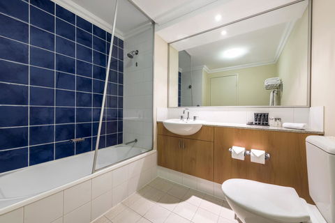 Oaks Perth Hotel - Geraldton Accommodation 1