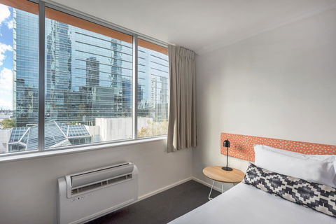 Oaks Perth Hotel - Geraldton Accommodation 6