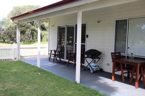 Sapphire Chalets, Augusta - Geraldton Accommodation 4