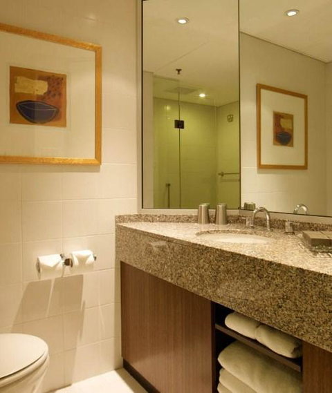 Residence On Langley Park - Geraldton Accommodation 3